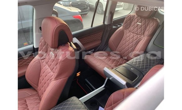 Buy Import Toyota Land Cruiser Black Car in Import - Dubai in Estuary Buy Import Toyota Land Cruiser Black Car in Import - Dubai in Estuary