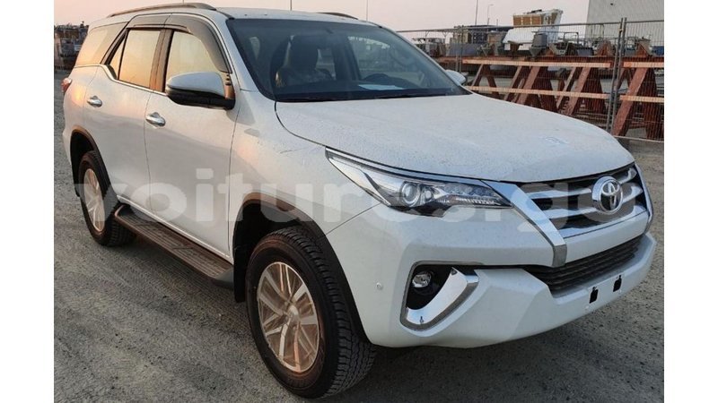 Big with watermark toyota fortuner estuary import dubai 6474