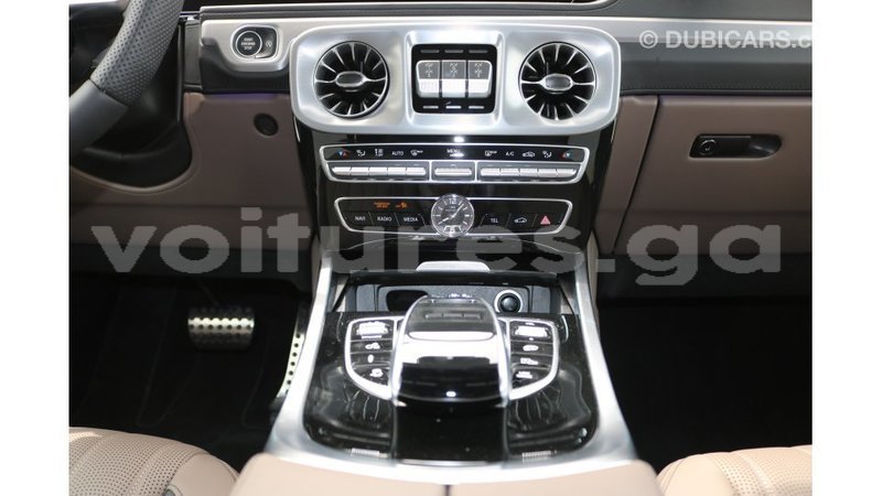 Big with watermark mercedes benz 190 estuary import dubai 6476