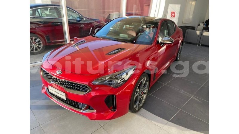 Big with watermark kia stinger estuary import dubai 6481