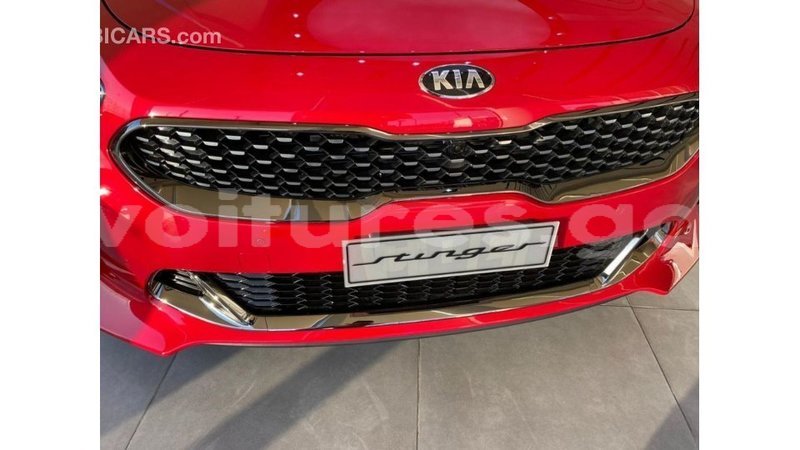 Big with watermark kia stinger estuary import dubai 6481