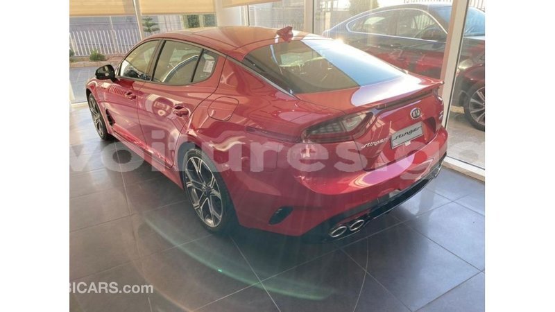 Big with watermark kia stinger estuary import dubai 6481