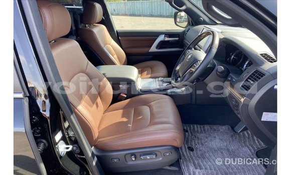 Acheter Import Voiture Toyota Land Cruiser Noir à Import - Dubai, Estuaire Acheter Import Voiture Toyota Land Cruiser Noir à Import - Dubai, Estuaire