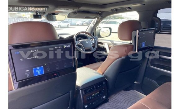 Acheter Import Voiture Toyota Land Cruiser Noir à Import - Dubai, Estuaire Acheter Import Voiture Toyota Land Cruiser Noir à Import - Dubai, Estuaire