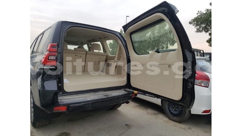 Big with watermark toyota prado estuary import dubai 6494