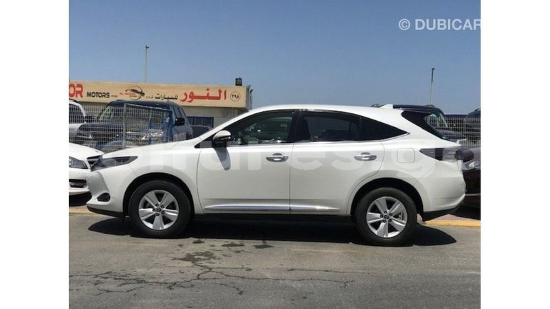 Big with watermark toyota harrier estuary import dubai 6502