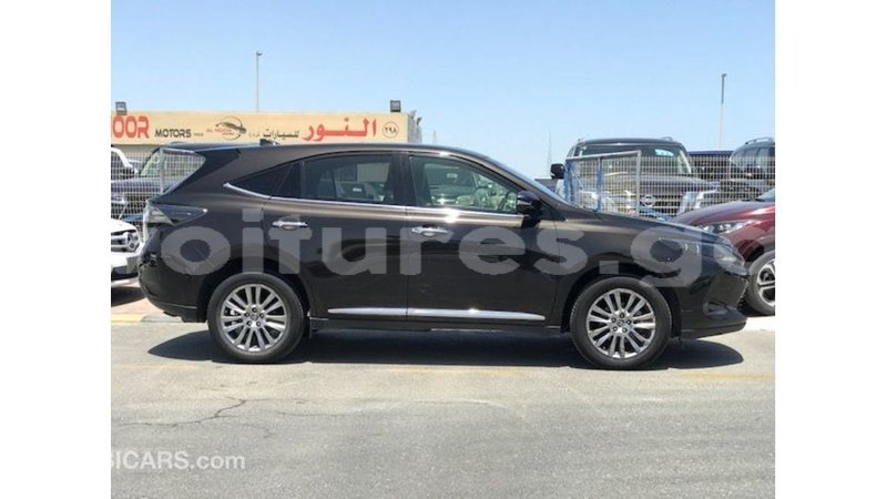 Big with watermark toyota harrier estuary import dubai 6503