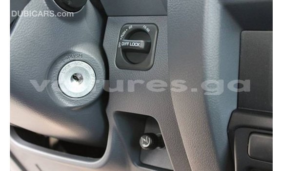 Buy Import Toyota Land Cruiser White Car in Import - Dubai in Estuary Buy Import Toyota Land Cruiser White Car in Import - Dubai in Estuary