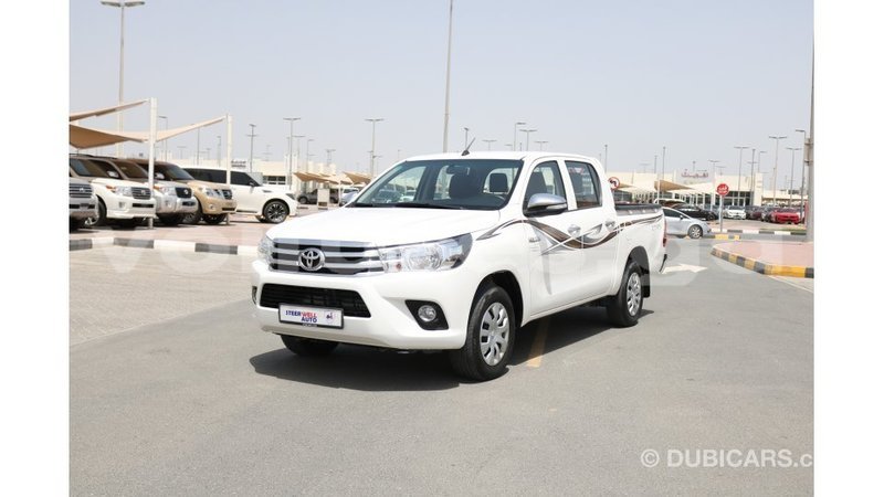 Big with watermark toyota hilux estuary import dubai 6516