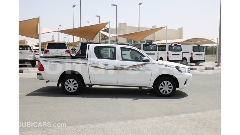 Big with watermark toyota hilux estuary import dubai 6516