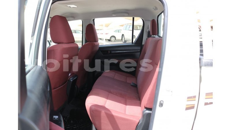 Big with watermark toyota hilux estuary import dubai 6516