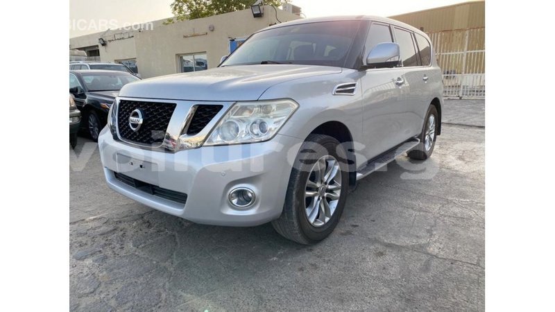 Big with watermark nissan patrol estuary import dubai 6518