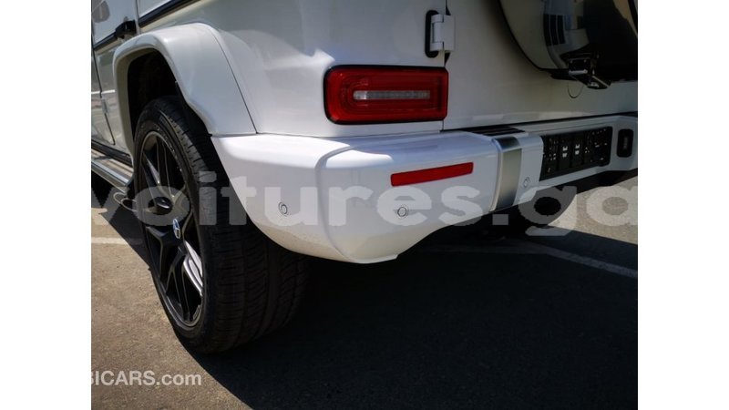 Big with watermark mercedes benz 190 estuary import dubai 6523