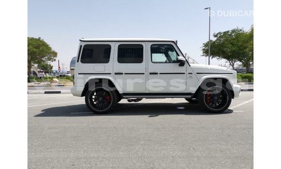 Acheter Import Voiture Mercedes-Benz 190 Blanc à Import - Dubai, Estuaire Acheter Import Voiture Mercedes-Benz 190 Blanc à Import - Dubai, Estuaire