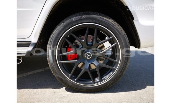 Acheter Import Voiture Mercedes-Benz 190 Blanc à Import - Dubai, Estuaire Acheter Import Voiture Mercedes-Benz 190 Blanc à Import - Dubai, Estuaire