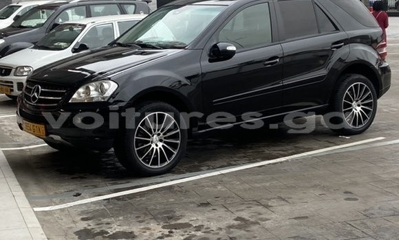Acheter Occasion Voiture Mercedes-Benz M–Class Noir à Libreville, Estuaire Acheter Occasion Voiture Mercedes-Benz M–Class Noir à Libreville, Estuaire