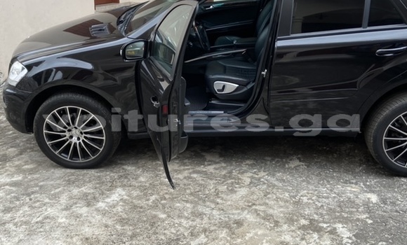 Acheter Occasion Voiture Mercedes-Benz M–Class Noir à Libreville, Estuaire Acheter Occasion Voiture Mercedes-Benz M–Class Noir à Libreville, Estuaire