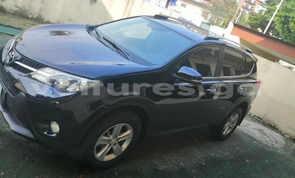 Acheter Occasion Voiture Toyota RAV4 Noir à Libreville, Estuaire Acheter Occasion Voiture Toyota RAV4 Noir à Libreville, Estuaire