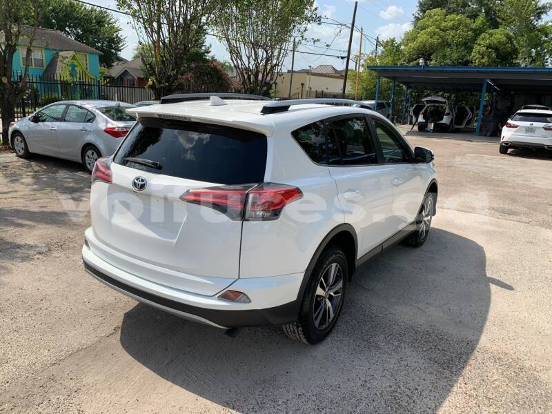 Big with watermark toyota rav4 estuaire libreville 6546