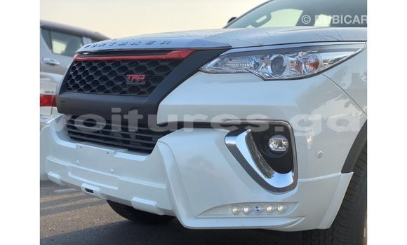 Buy Import Toyota Fortuner White Car in Import - Dubai in Estuary Buy Import Toyota Fortuner White Car in Import - Dubai in Estuary