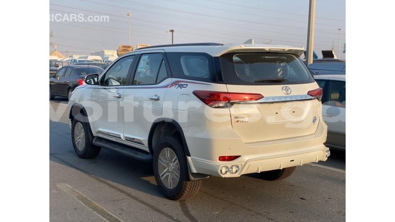 Big with watermark toyota fortuner estuaire import dubai 6561