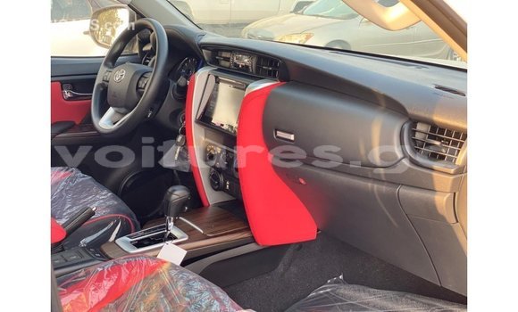 Buy Import Toyota Fortuner White Car in Import - Dubai in Estuary Buy Import Toyota Fortuner White Car in Import - Dubai in Estuary