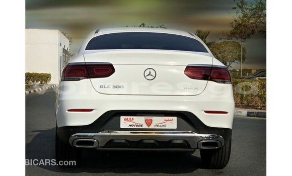 Acheter Import Voiture Mercedes-Benz GLC Blanc à Import - Dubai, Estuaire Acheter Import Voiture Mercedes-Benz GLC Blanc à Import - Dubai, Estuaire