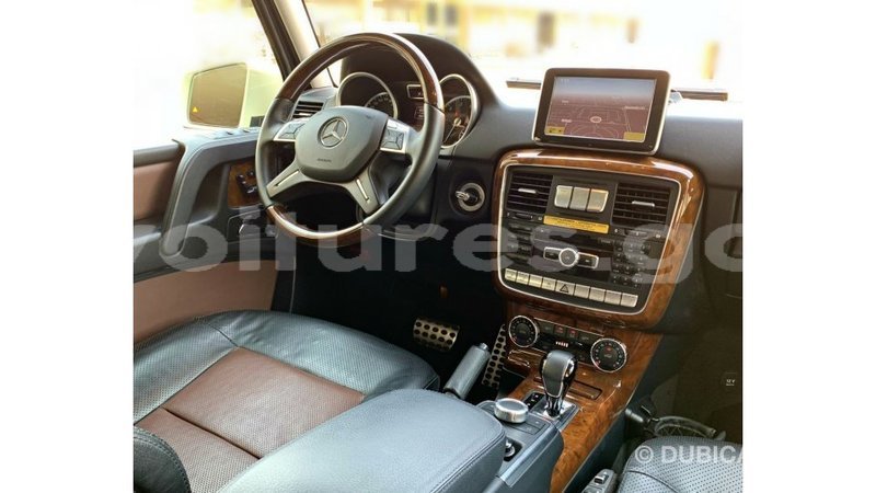 Big with watermark mercedes benz 190 estuary import dubai 6568