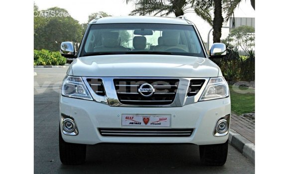 Acheter Import Voiture Nissan Patrol Blanc à Import - Dubai, Estuaire Acheter Import Voiture Nissan Patrol Blanc à Import - Dubai, Estuaire