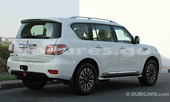 Acheter Import Voiture Nissan Patrol Blanc à Import - Dubai, Estuaire Acheter Import Voiture Nissan Patrol Blanc à Import - Dubai, Estuaire