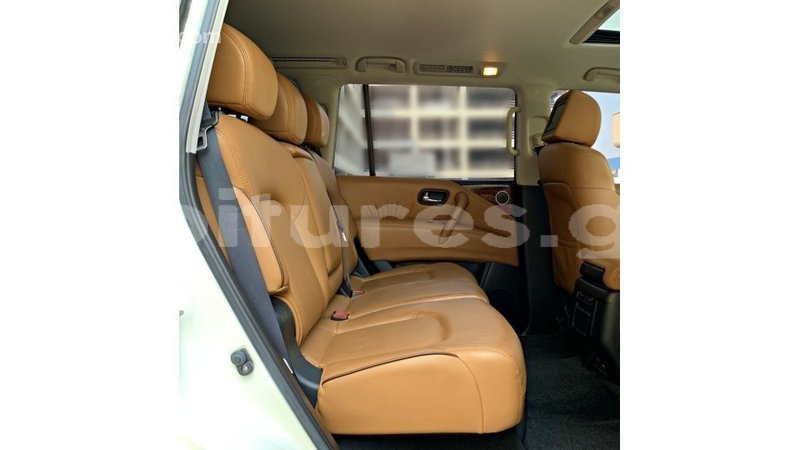 Big with watermark nissan patrol estuary import dubai 6569