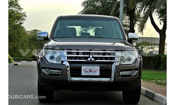 Acheter Import Voiture Mitsubishi Pajero Marron à Import - Dubai, Estuaire Acheter Import Voiture Mitsubishi Pajero Marron à Import - Dubai, Estuaire