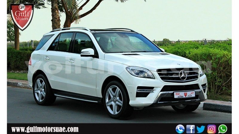 Big with watermark mercedes benz 190 estuary import dubai 6578