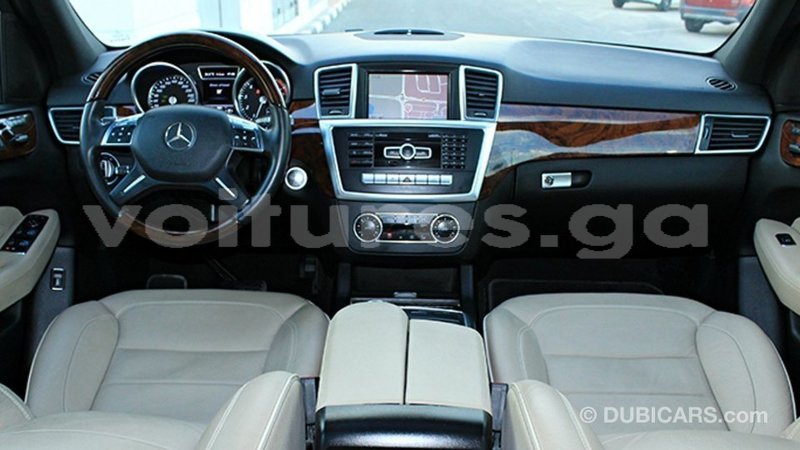 Big with watermark mercedes benz 190 estuaire import dubai 6578