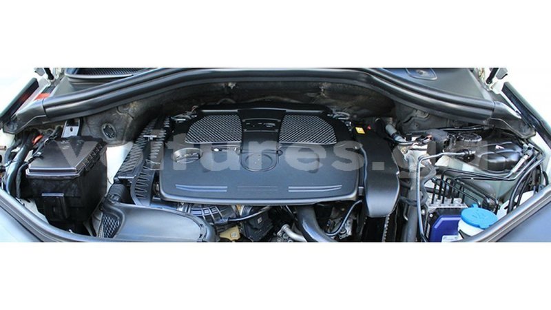 Big with watermark mercedes benz 190 estuary import dubai 6578