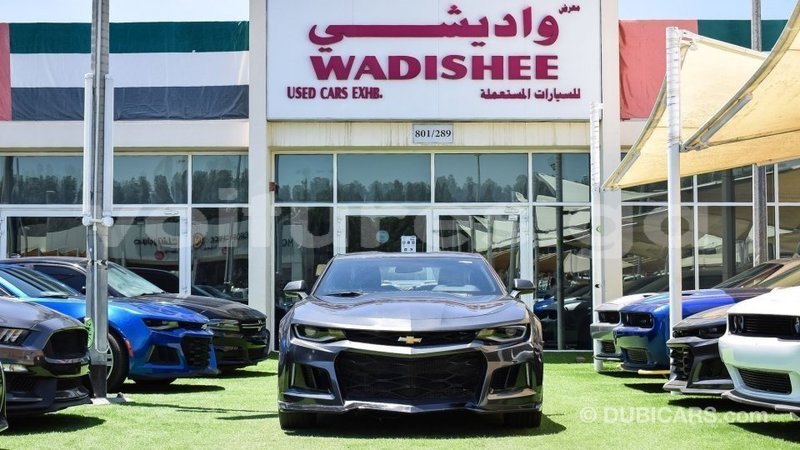 Big with watermark chevrolet camaro estuaire import dubai 6584