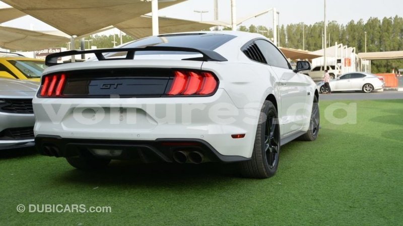 Big with watermark ford mustang estuaire import dubai 6585