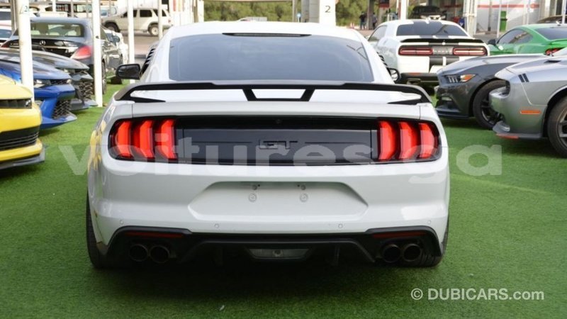 Big with watermark ford mustang estuary import dubai 6585