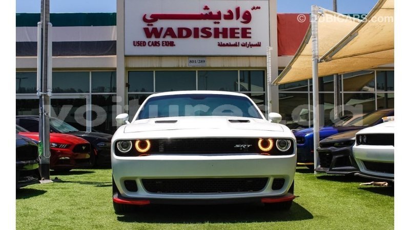 Big with watermark dodge challenger estuary import dubai 6586