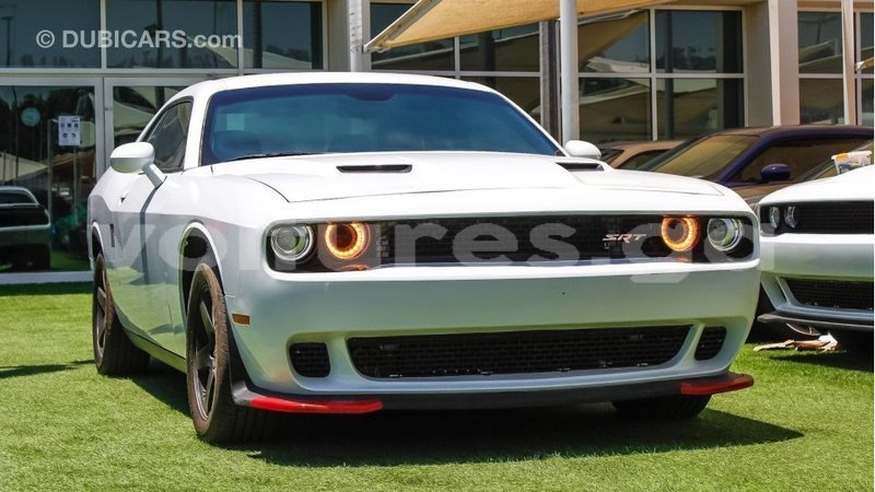 Big with watermark dodge challenger estuary import dubai 6586