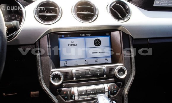 Acheter Import Voiture Ford Mustang Rouge à Import - Dubai, Estuaire Acheter Import Voiture Ford Mustang Rouge à Import - Dubai, Estuaire