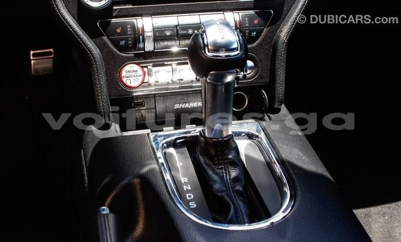 Acheter Import Voiture Ford Mustang Rouge à Import - Dubai, Estuaire Acheter Import Voiture Ford Mustang Rouge à Import - Dubai, Estuaire