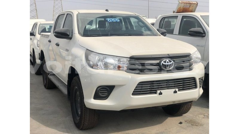 Big with watermark toyota hilux estuary import dubai 6591