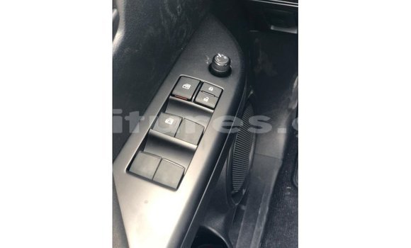 Acheter Import Voiture Toyota Hilux Blanc à Import - Dubai, Estuaire Acheter Import Voiture Toyota Hilux Blanc à Import - Dubai, Estuaire