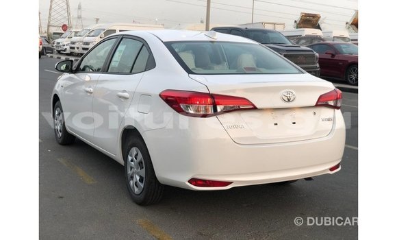 Buy Import Toyota DA White Truck in Import - Dubai in Estuary Buy Import Toyota DA White Truck in Import - Dubai in Estuary