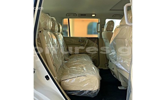 Acheter Import Voiture Nissan Patrol Blanc à Import - Dubai, Estuaire Acheter Import Voiture Nissan Patrol Blanc à Import - Dubai, Estuaire
