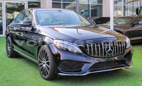 Acheter Import Voiture Mercedes-Benz 600 Noir à Import - Dubai, Estuaire