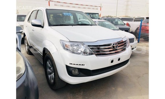Buy Import Toyota Fortuner White Car in Import - Dubai in Estuary Buy Import Toyota Fortuner White Car in Import - Dubai in Estuary