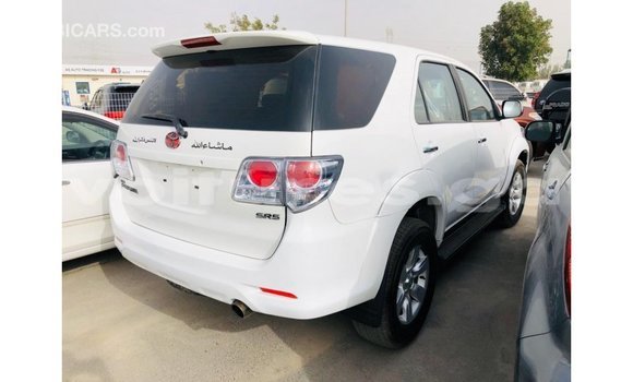 Buy Import Toyota Fortuner White Car in Import - Dubai in Estuary Buy Import Toyota Fortuner White Car in Import - Dubai in Estuary