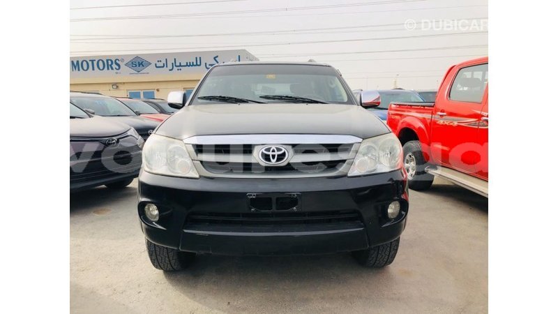 Big with watermark toyota fortuner estuary import dubai 6602